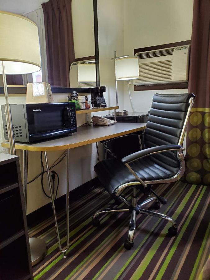 Hotel Super 8 By Wyndham Bozeman Esterno foto